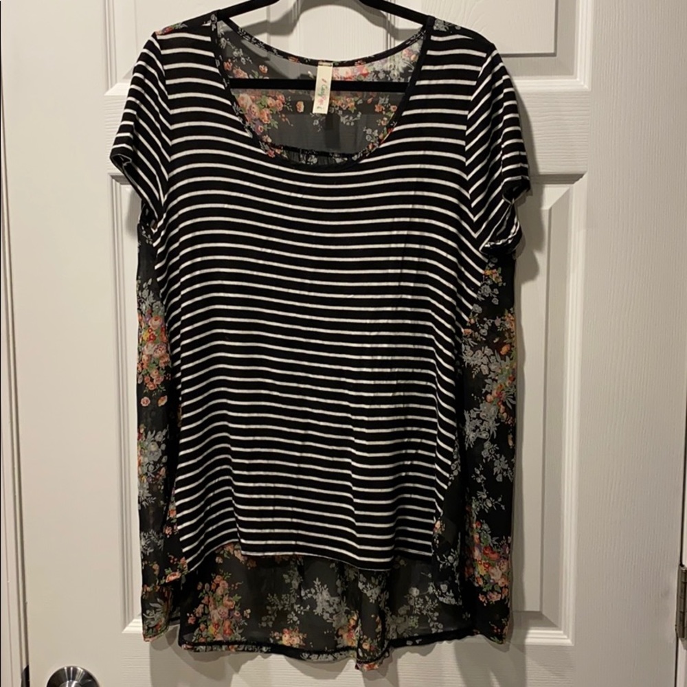 Mixed Media Stripes & Floral Flowy Top